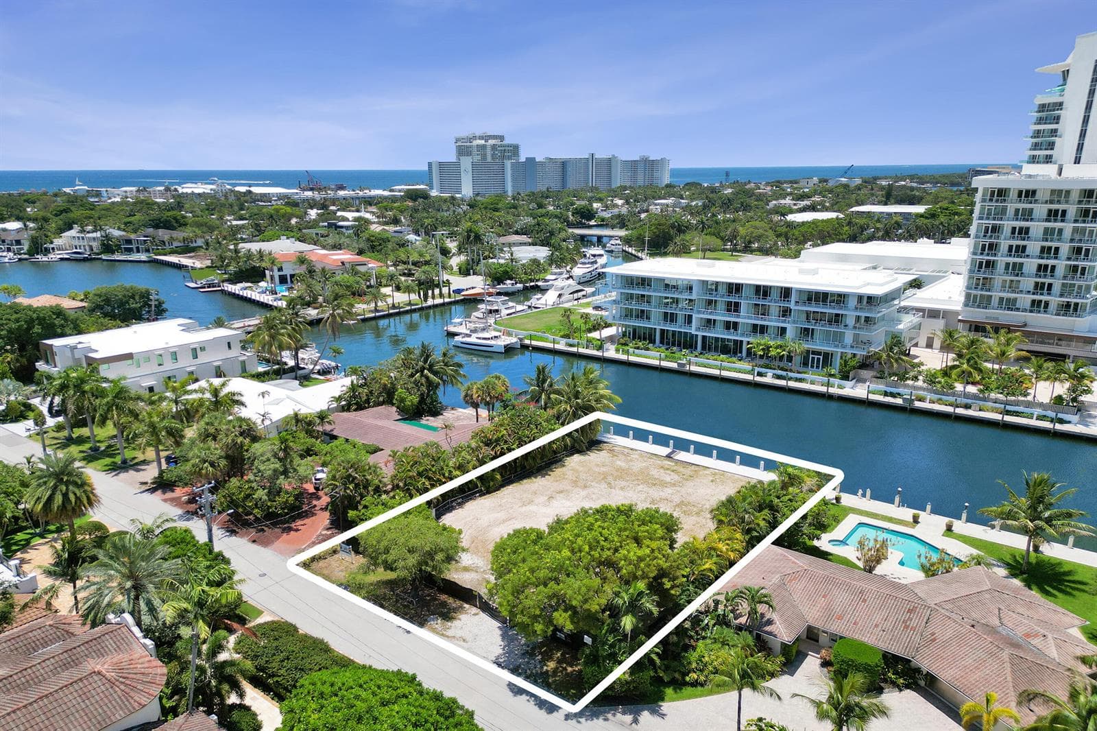 2552 Mercedes Drive, Fort Lauderdale FL 33316 photo 3