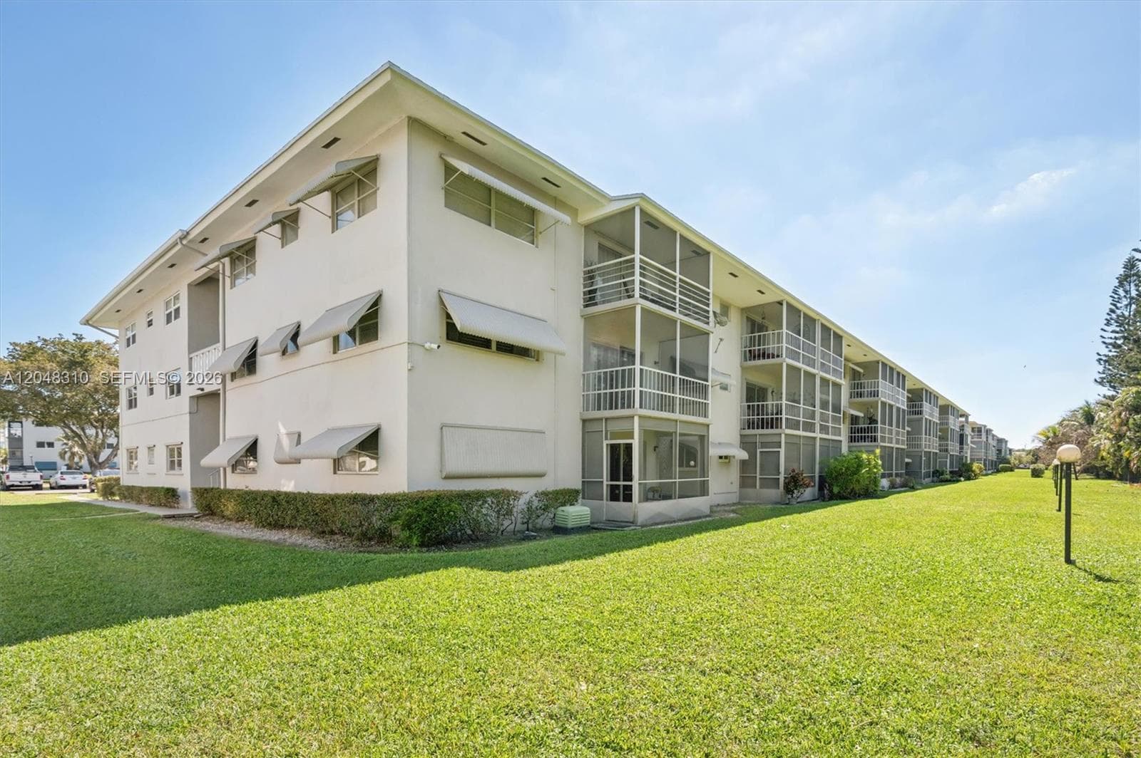 1000 Hillcrest Ct # 303, Hollywood FL 33021 photo 5
