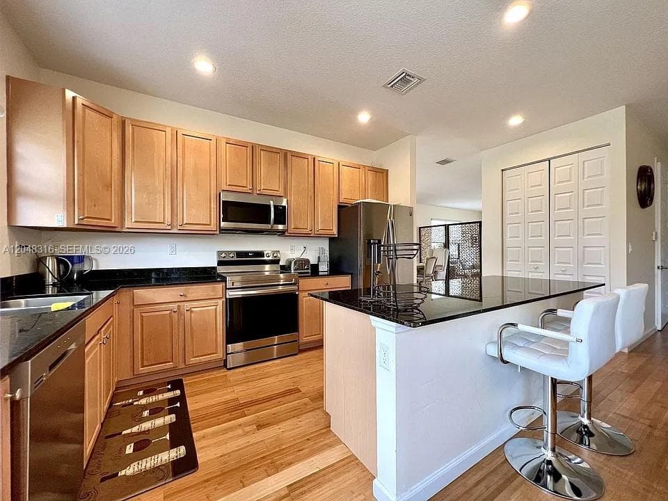 965 NE 193rd Ter, Miami FL 33179 photo 3