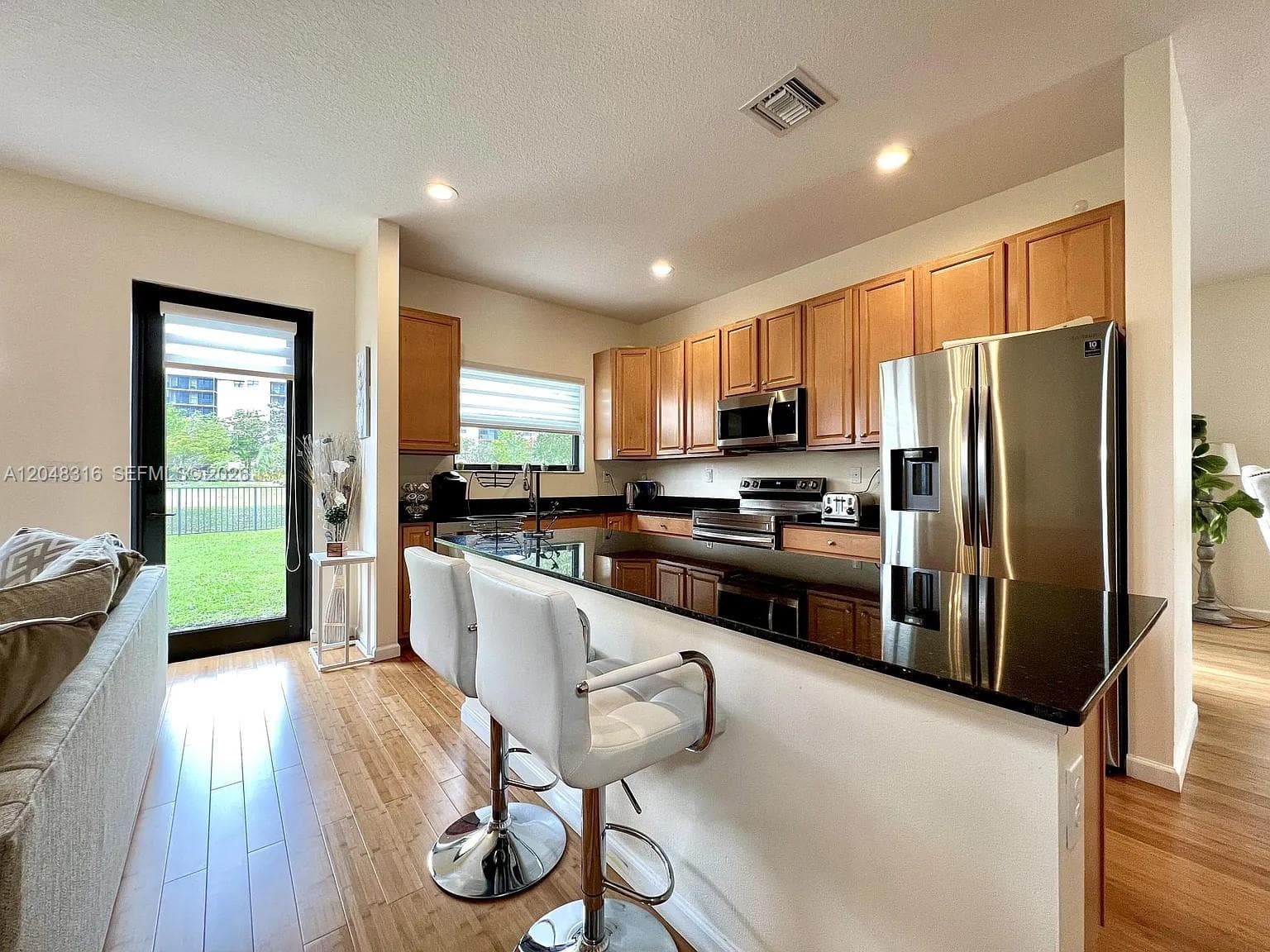 965 NE 193rd Ter, Miami FL 33179 photo 5