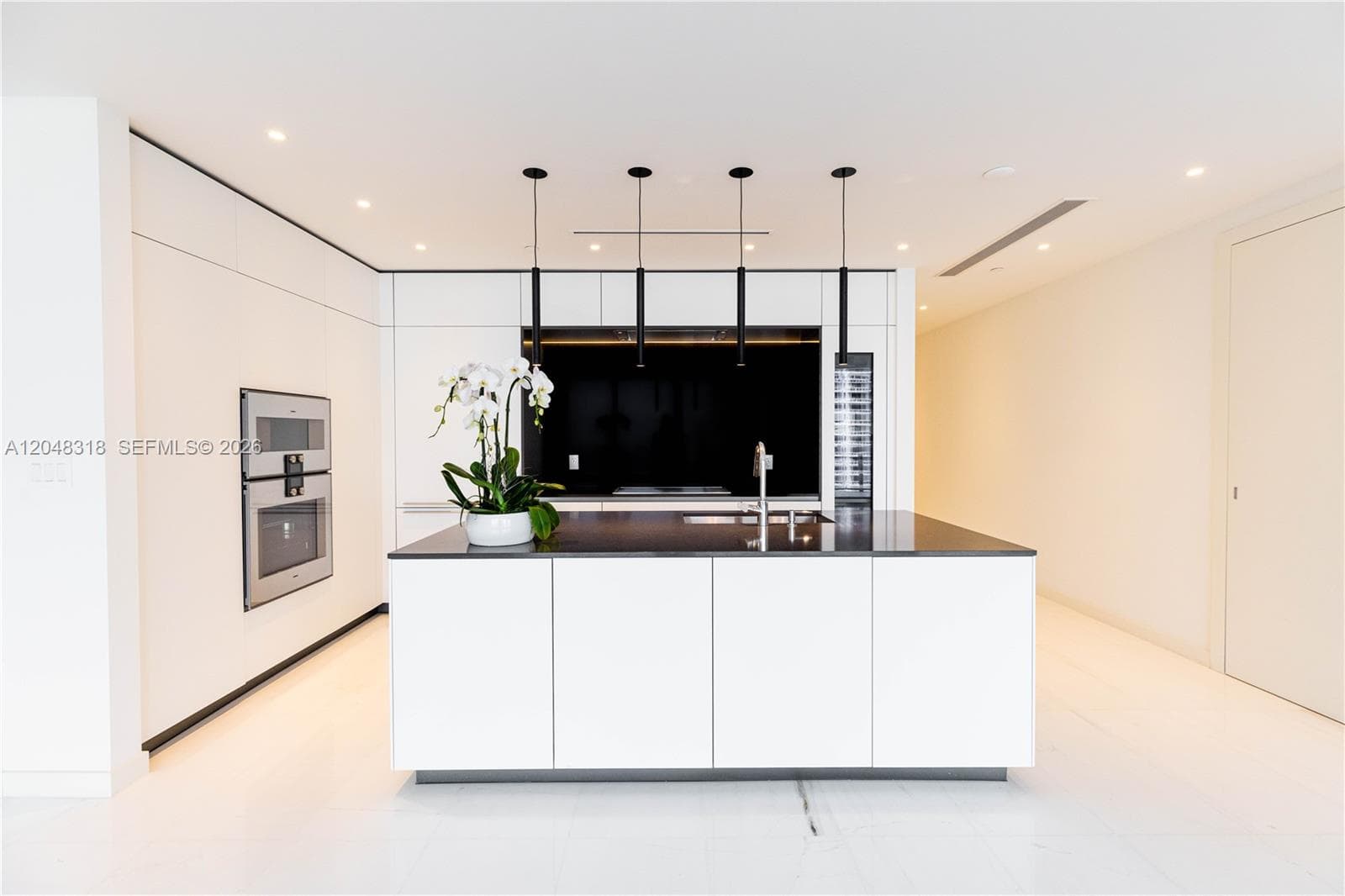 300 Biscayne Blvd Way # 2702, Miami FL 33131 photo 2