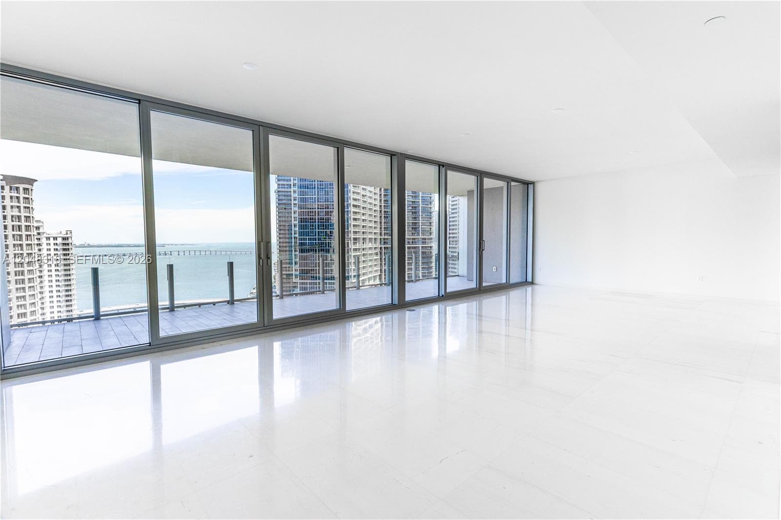 300 Biscayne Blvd Way # 2702, Miami FL 33131 photo 3