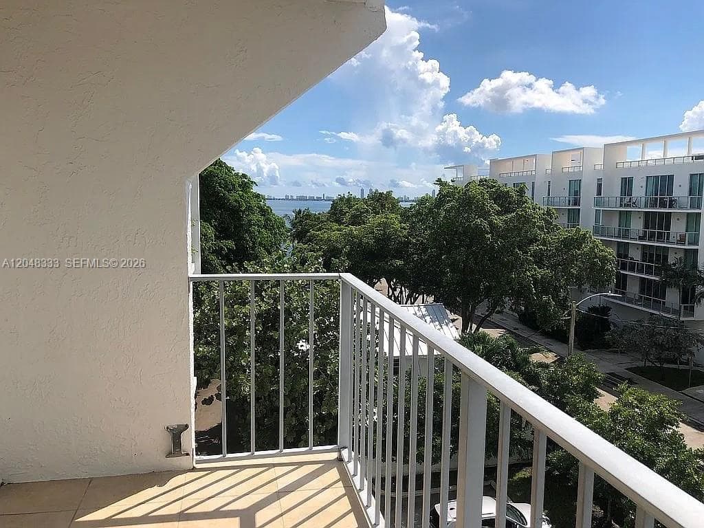 700 NE 63rd St # D506, Miami FL 33138