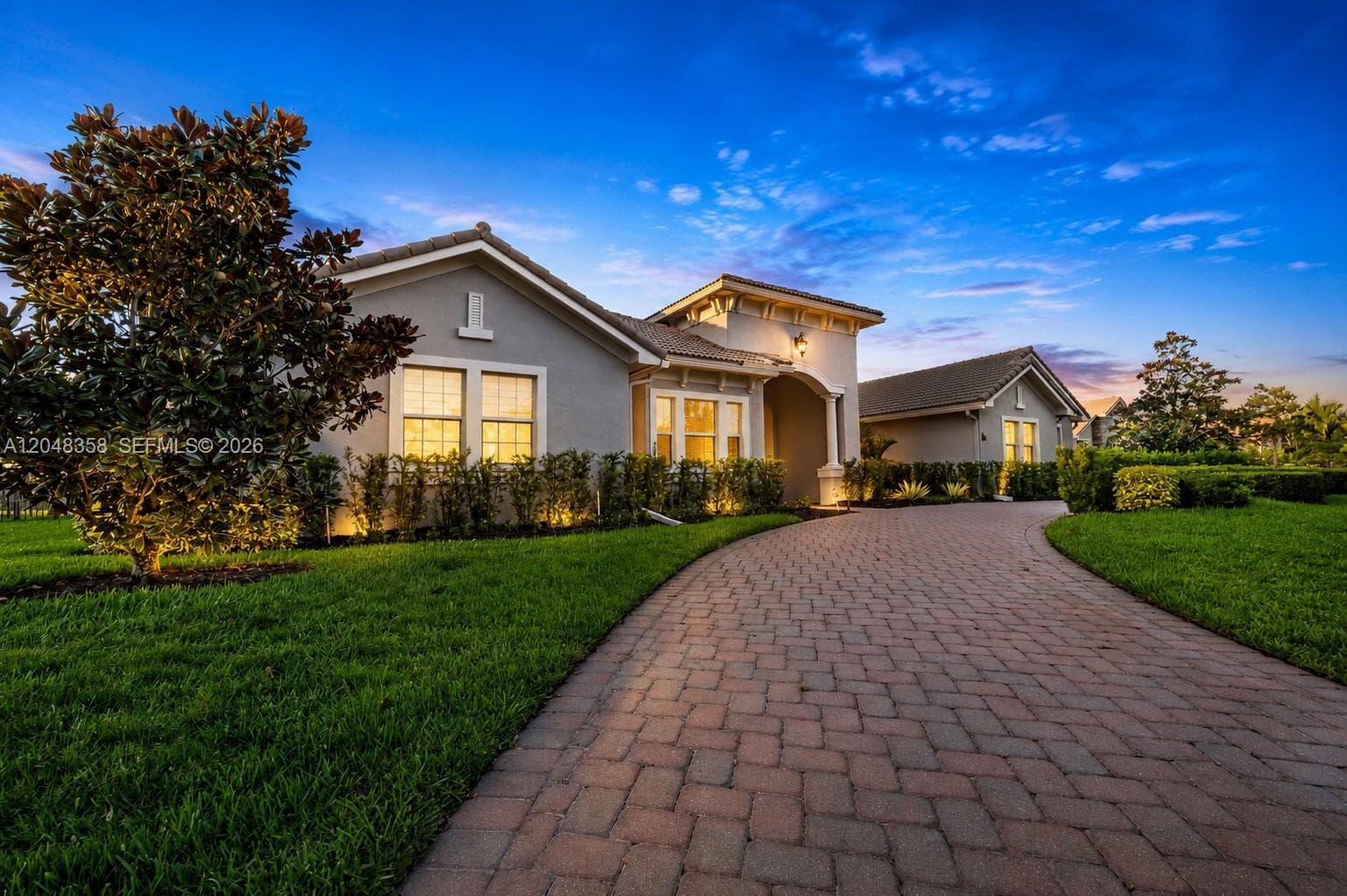 5301 S Sterling Ranch Cir, Davie FL 33314 photo 2