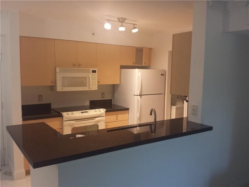 2451 E Centergate Drive # 208, Miramar FL 33025