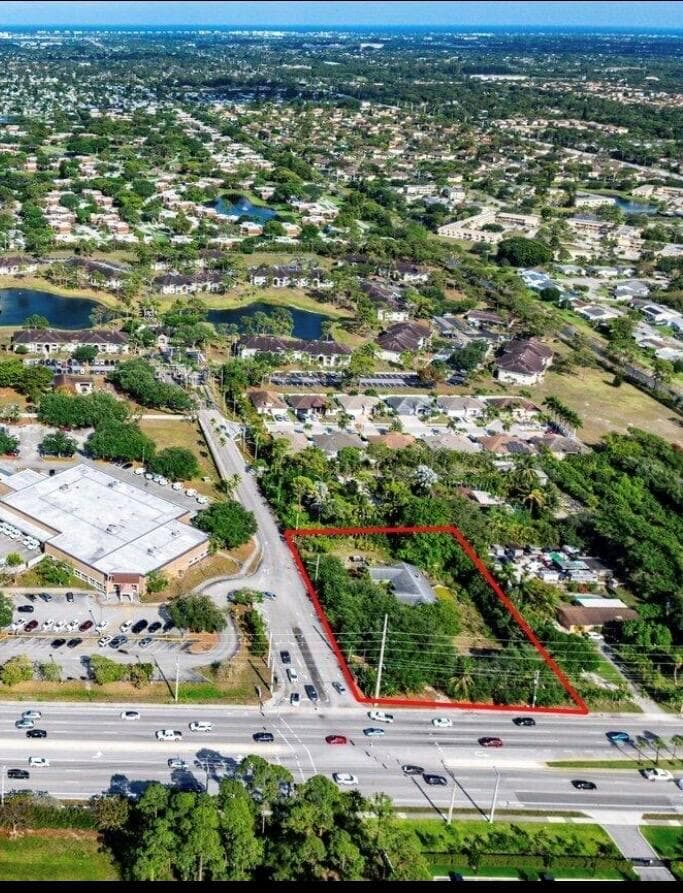 4390 S Jog Road, FL 33463 photo 2