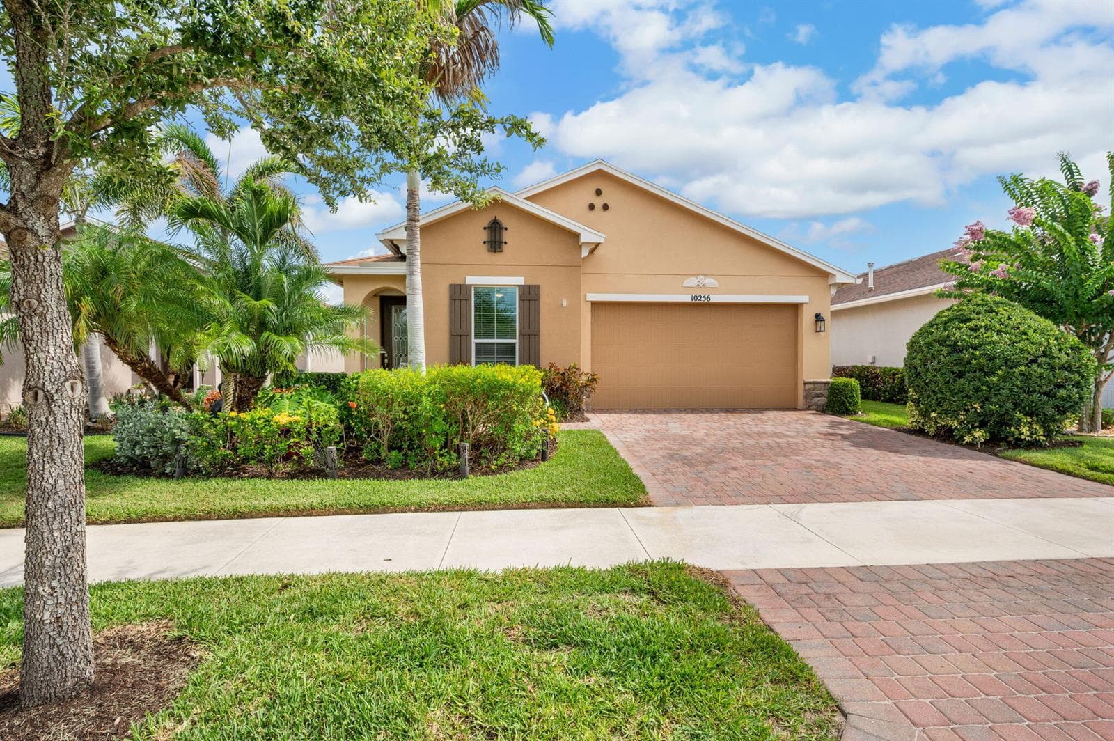 10256 SW Indian Lilac Trail, Port St. Lucie FL 34987