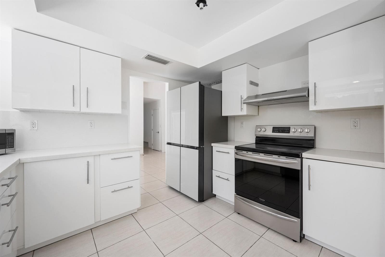 9515 SW 118th Court, Miami FL 33186 photo 4