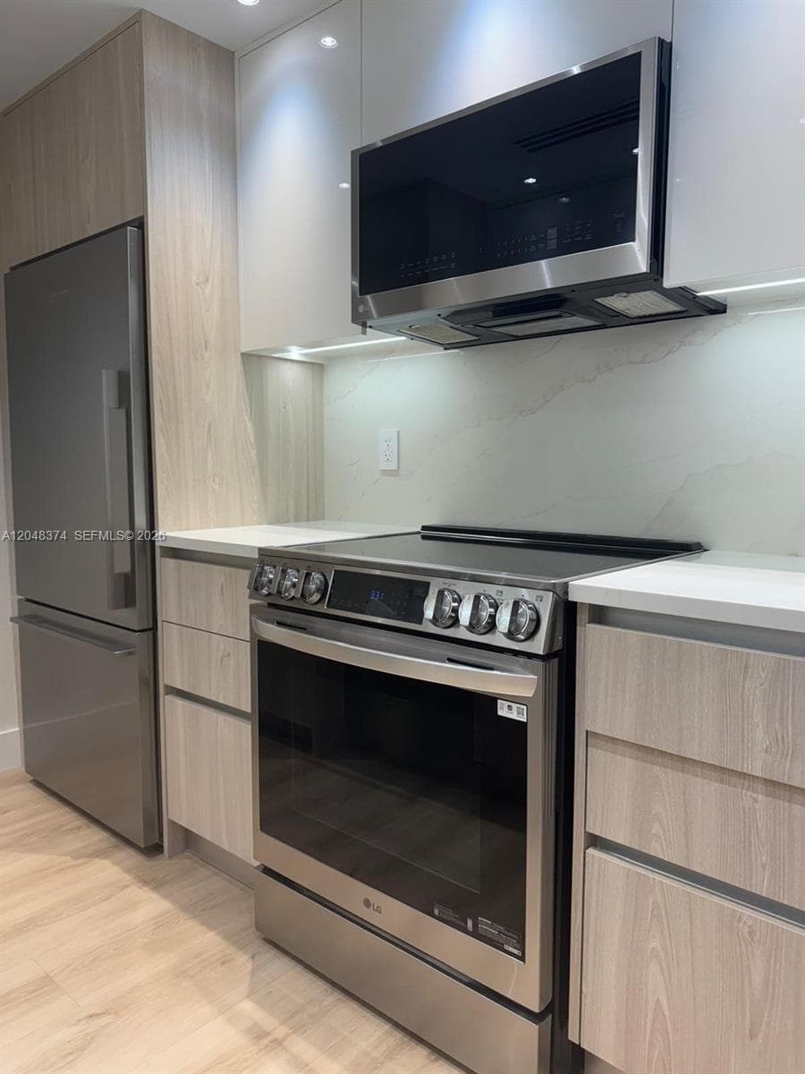 10275 Collins Ave # 333, Bal Harbour FL 33154 photo 5
