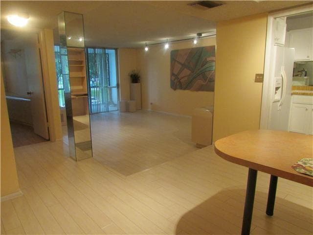 3660 Inverrary Drive # 2f, Lauderhill FL 33319 photo 3