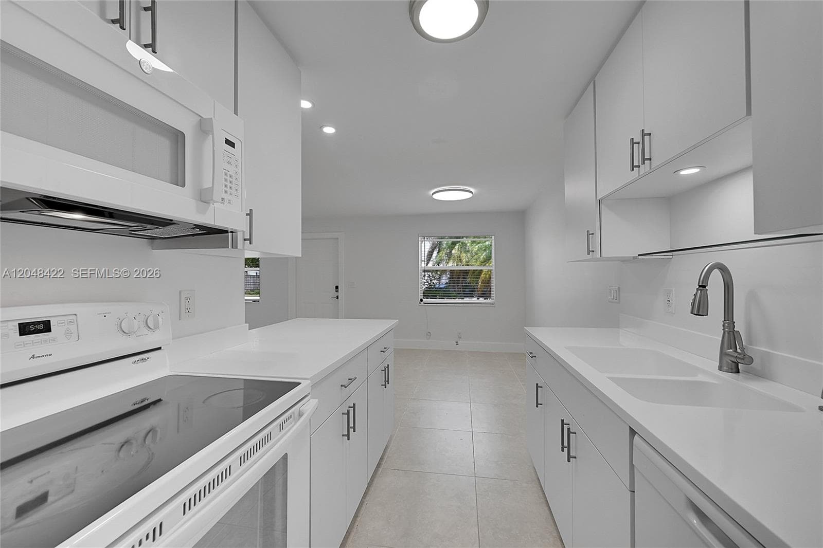 810 SW 12th Ct # 810, Fort Lauderdale FL 33315 photo 4