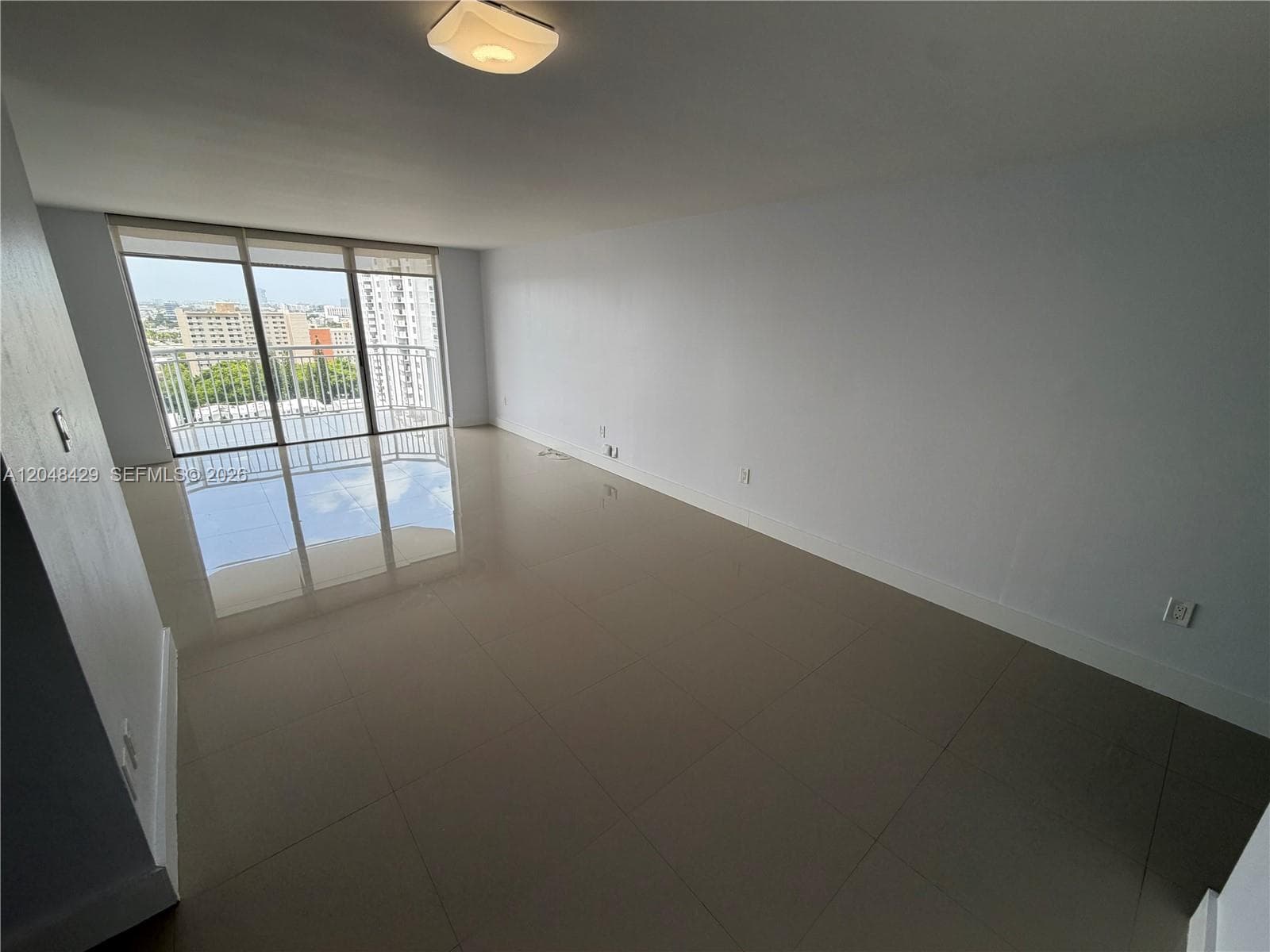 18011 Biscayne Blvd # 1802, Aventura FL 33160 photo 2