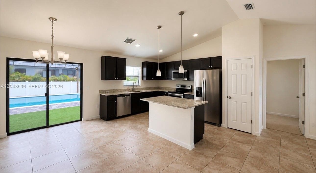 2208 NW 42ND PL, Cape Coral FL 33993 photo 4