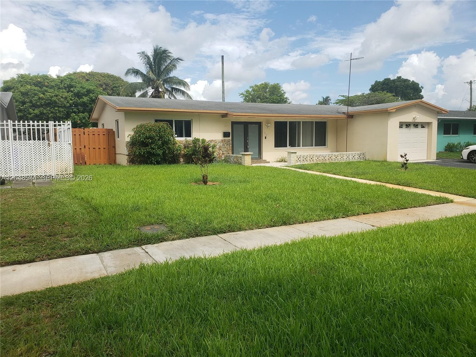 510 SW 70th Ave, Pembroke Pines FL 33023 photo 3
