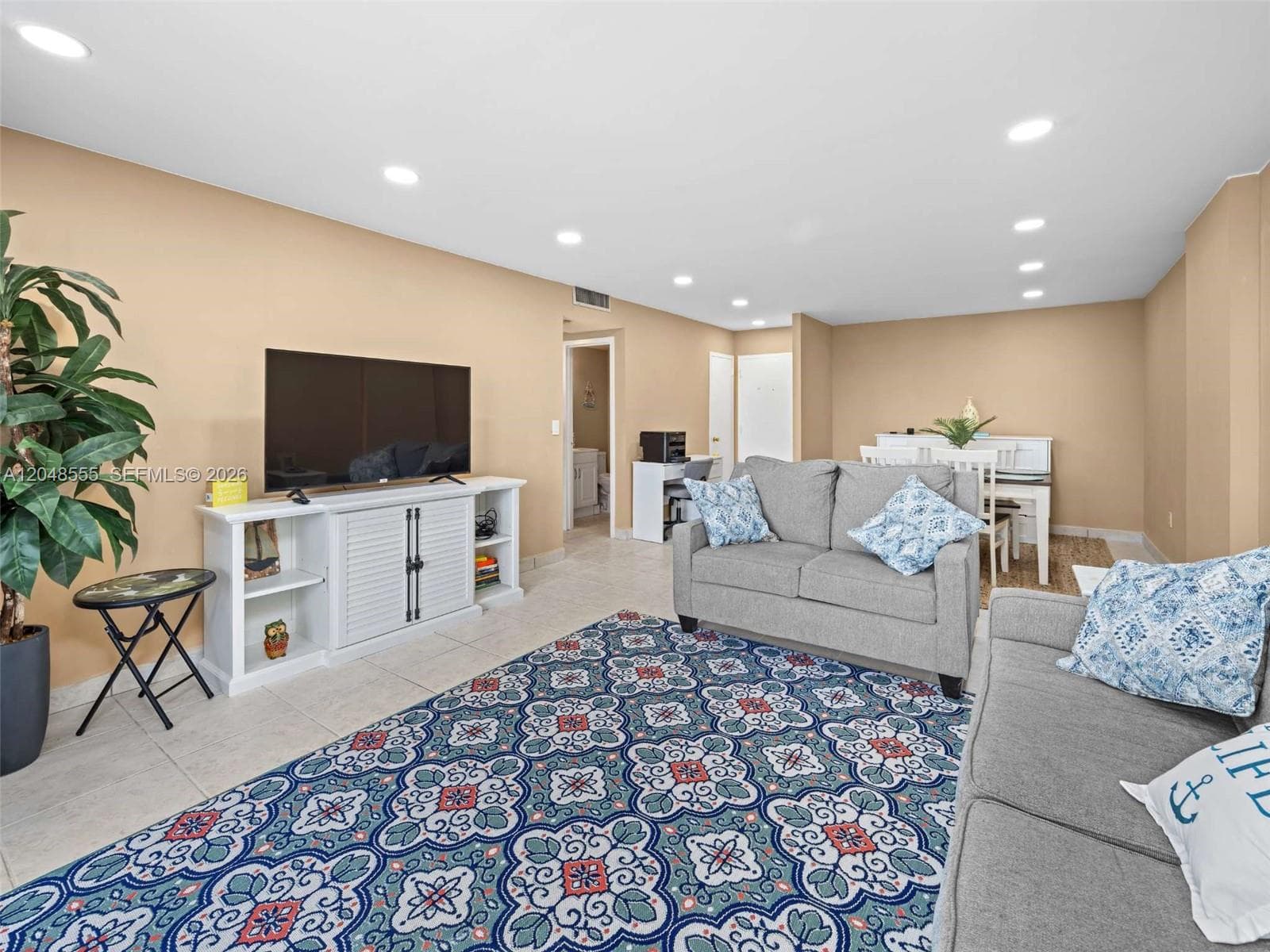 322 SE Buchanan St # 703, Hollywood FL 33019 photo 5