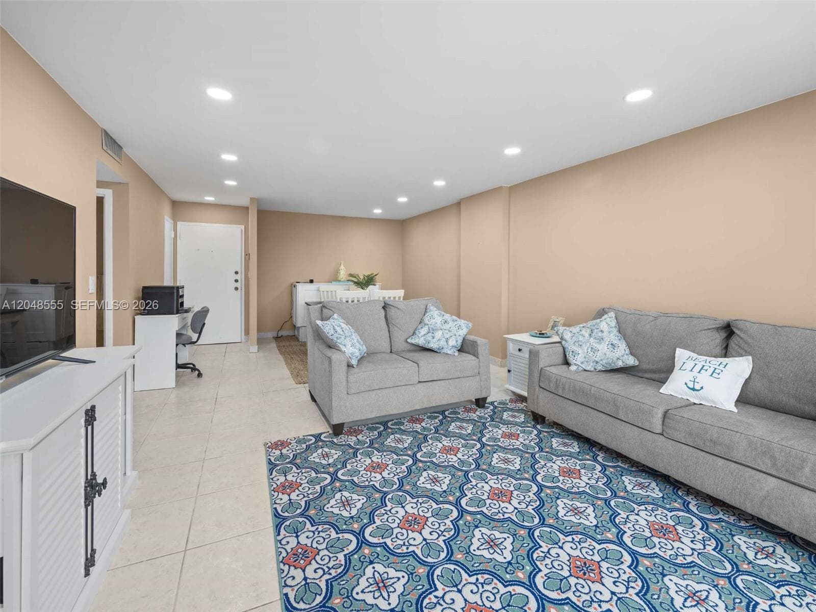 322 SE Buchanan St # 703, Hollywood FL 33019 photo 4
