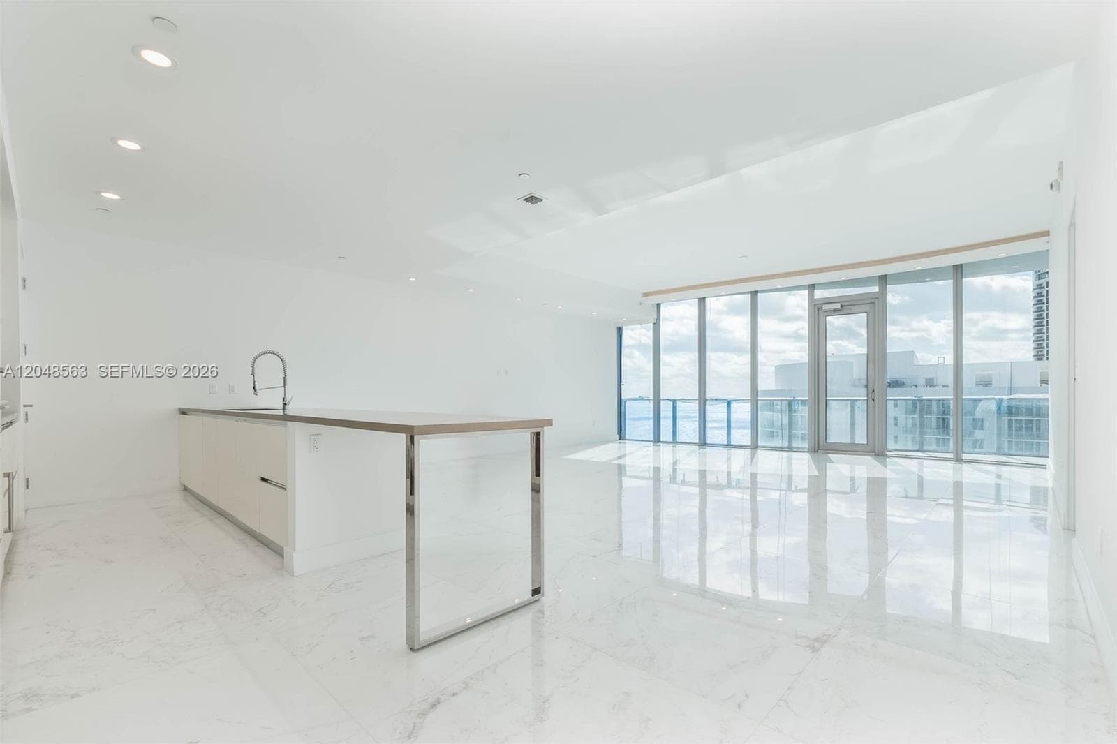 17475 Collins Ave # 2003, Sunny Isles Beach FL 33160 photo 5