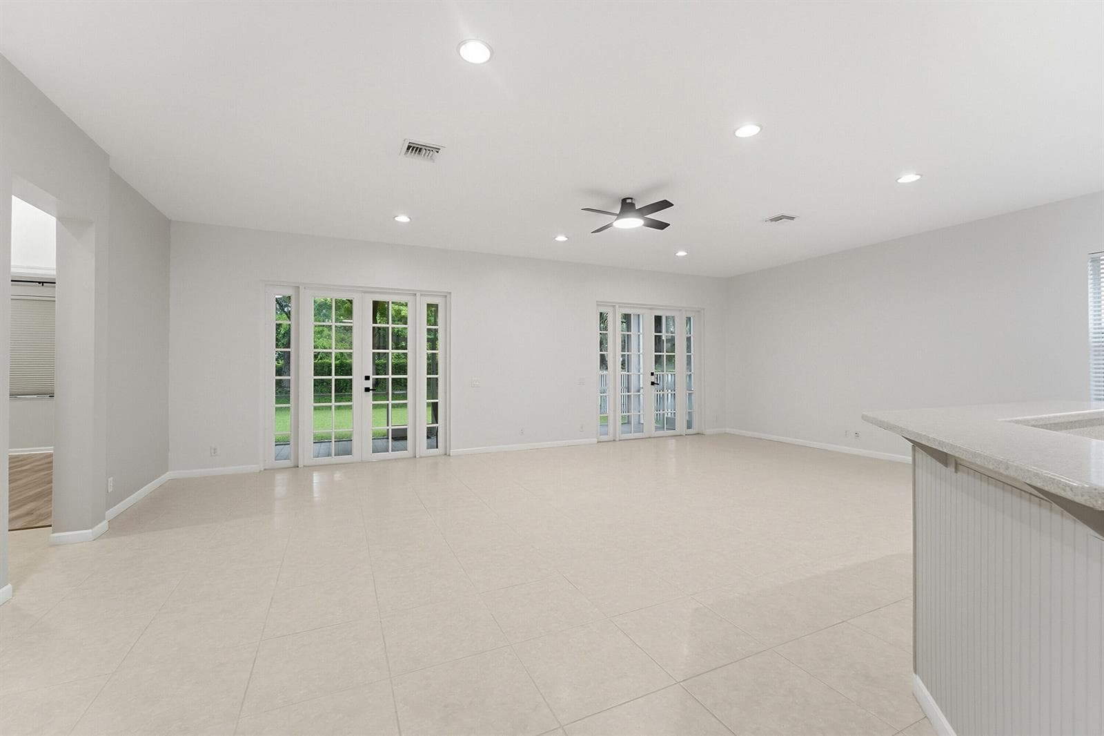 970 Tulip Circle, Weston FL 33327 photo 4