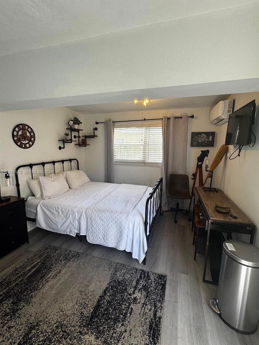 2032 NE 26th St # 3, Wilton Manors FL 33305 photo 3