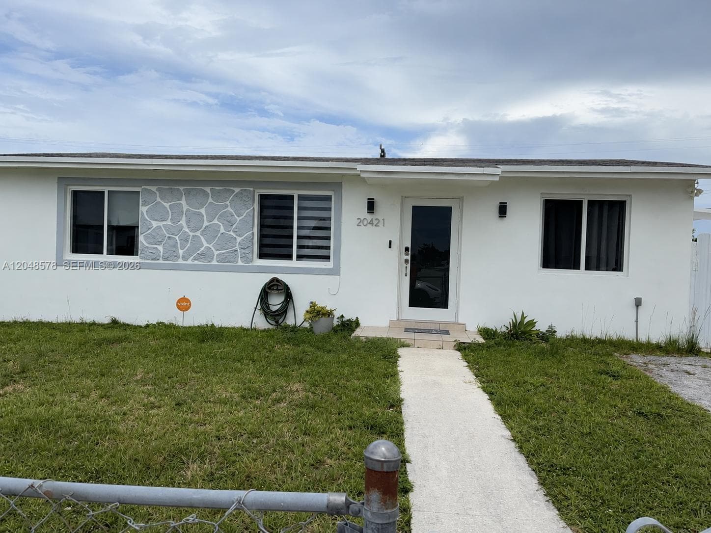 20421 SW 118th Ave, Miami FL 33177 photo 2