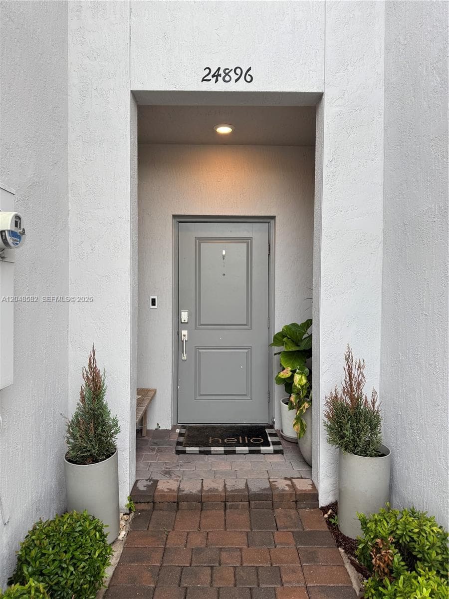 24896 SW 107th Ave, Homestead FL 33032 photo 2