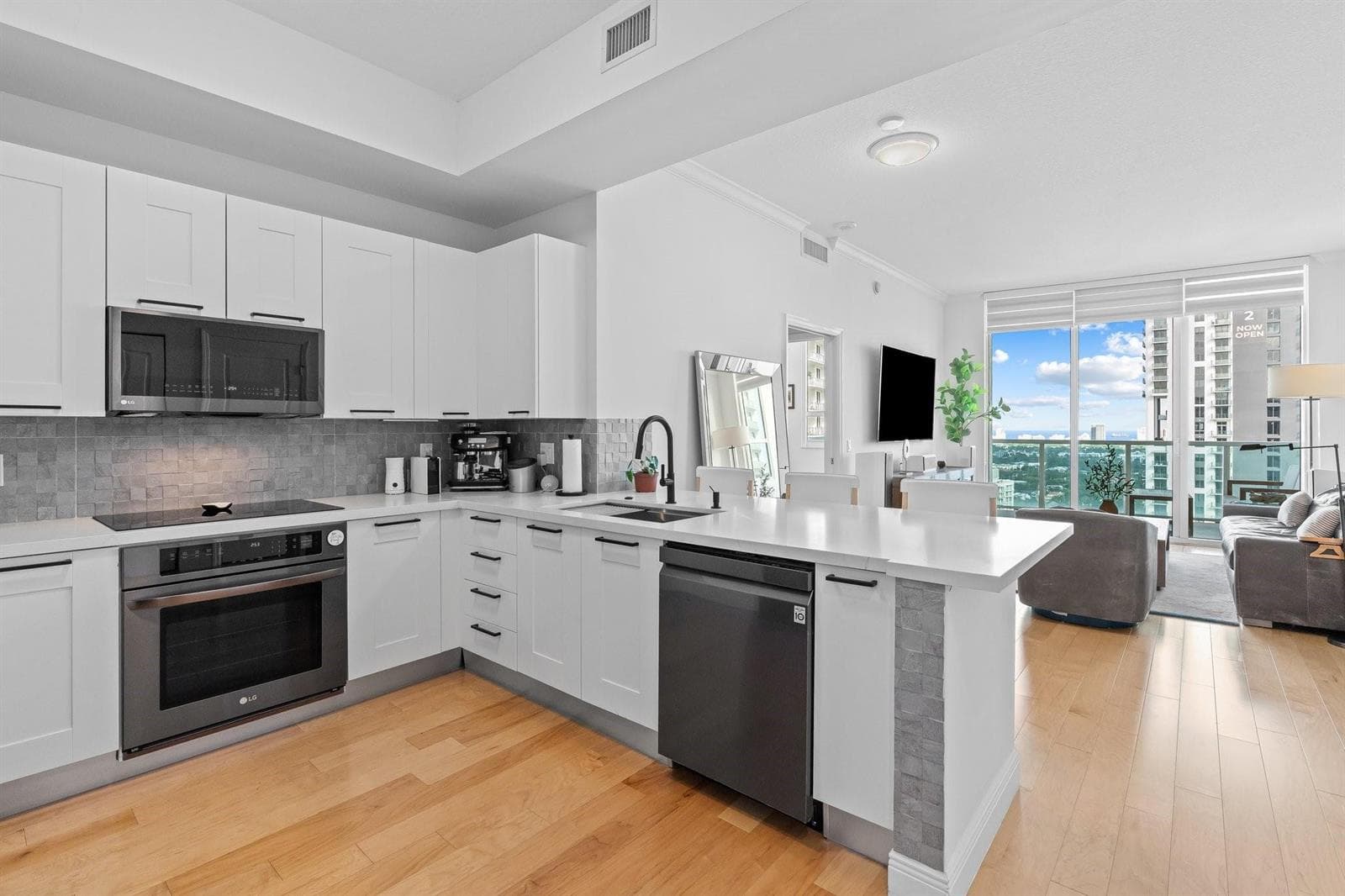 350 SE 2nd Street # 2960, Fort Lauderdale FL 33301 photo 5