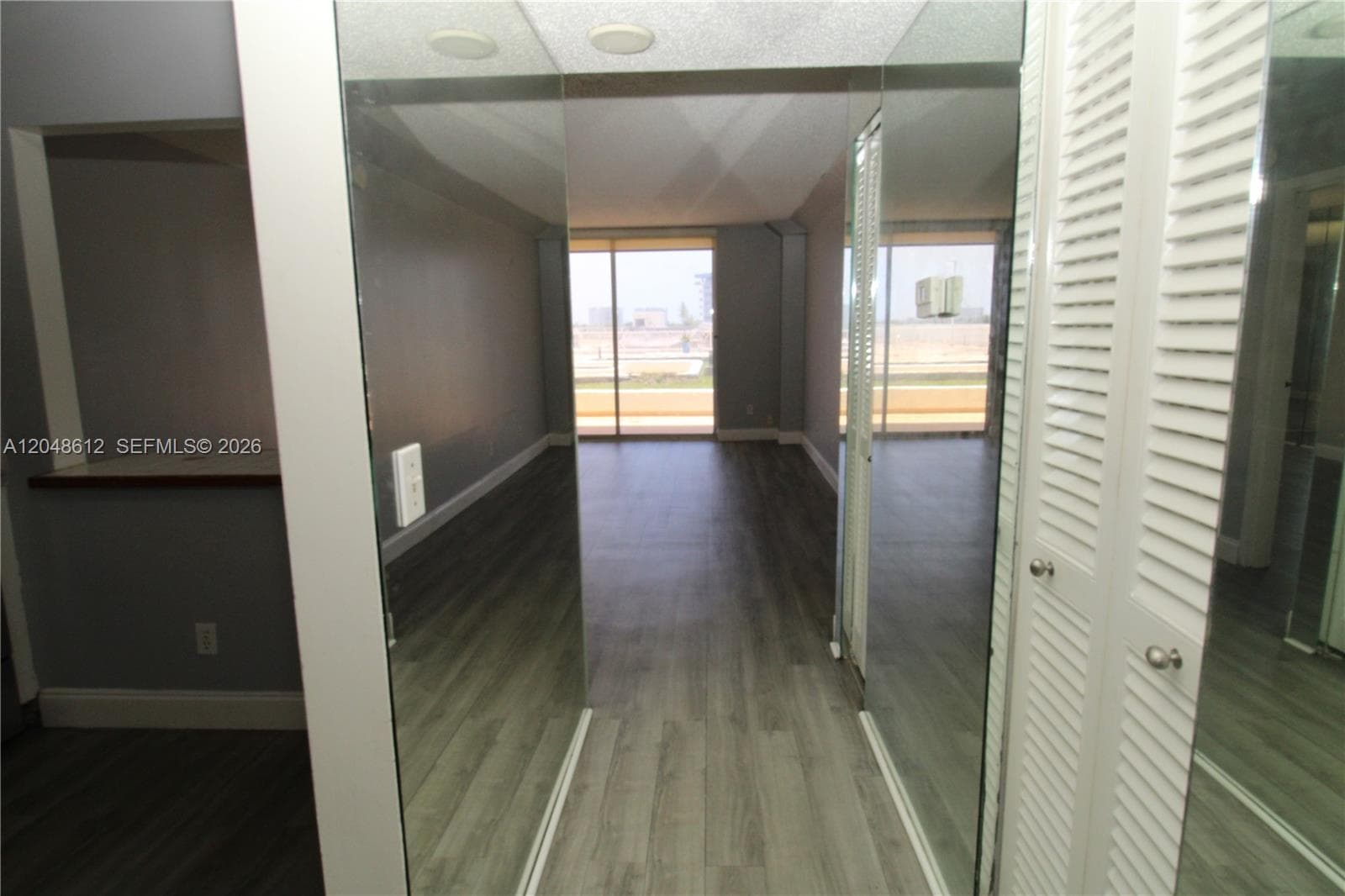 13499 Biscayne Blvd # 412, North Miami FL 33181 photo 3