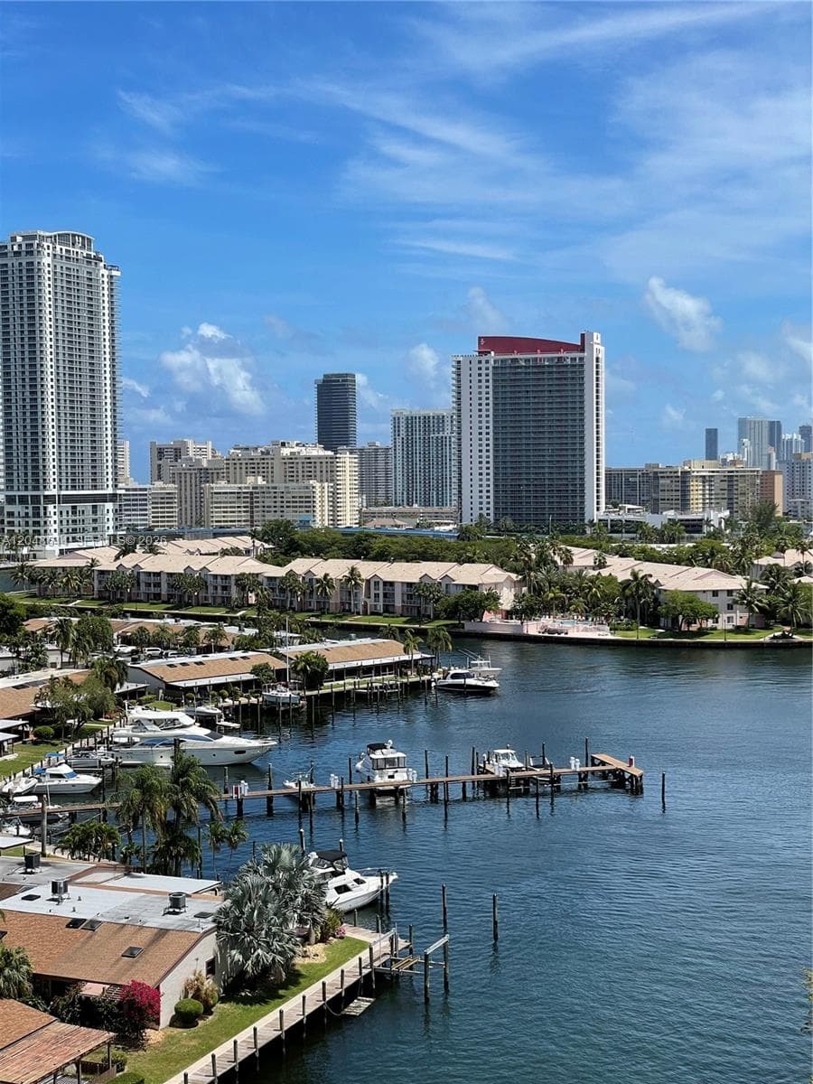2500 PARKVIEW DR # 1405, Hallandale Beach FL 33009 photo 3