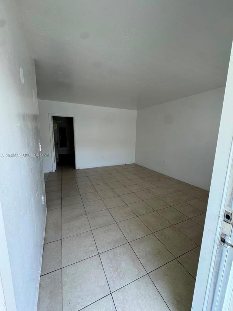16001 NE 18th Pl # 3, North Miami Beach FL 33162 photo 4