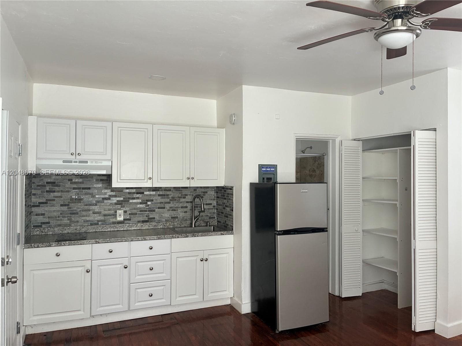 8020 Abbott Ave # 6, Miami Beach FL 33141 photo 3