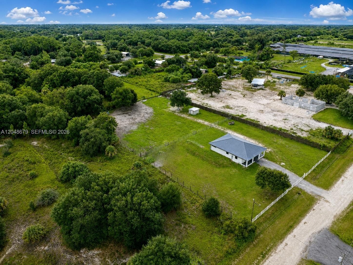 525 N Granja ST, Clewiston FL 33440 photo 4