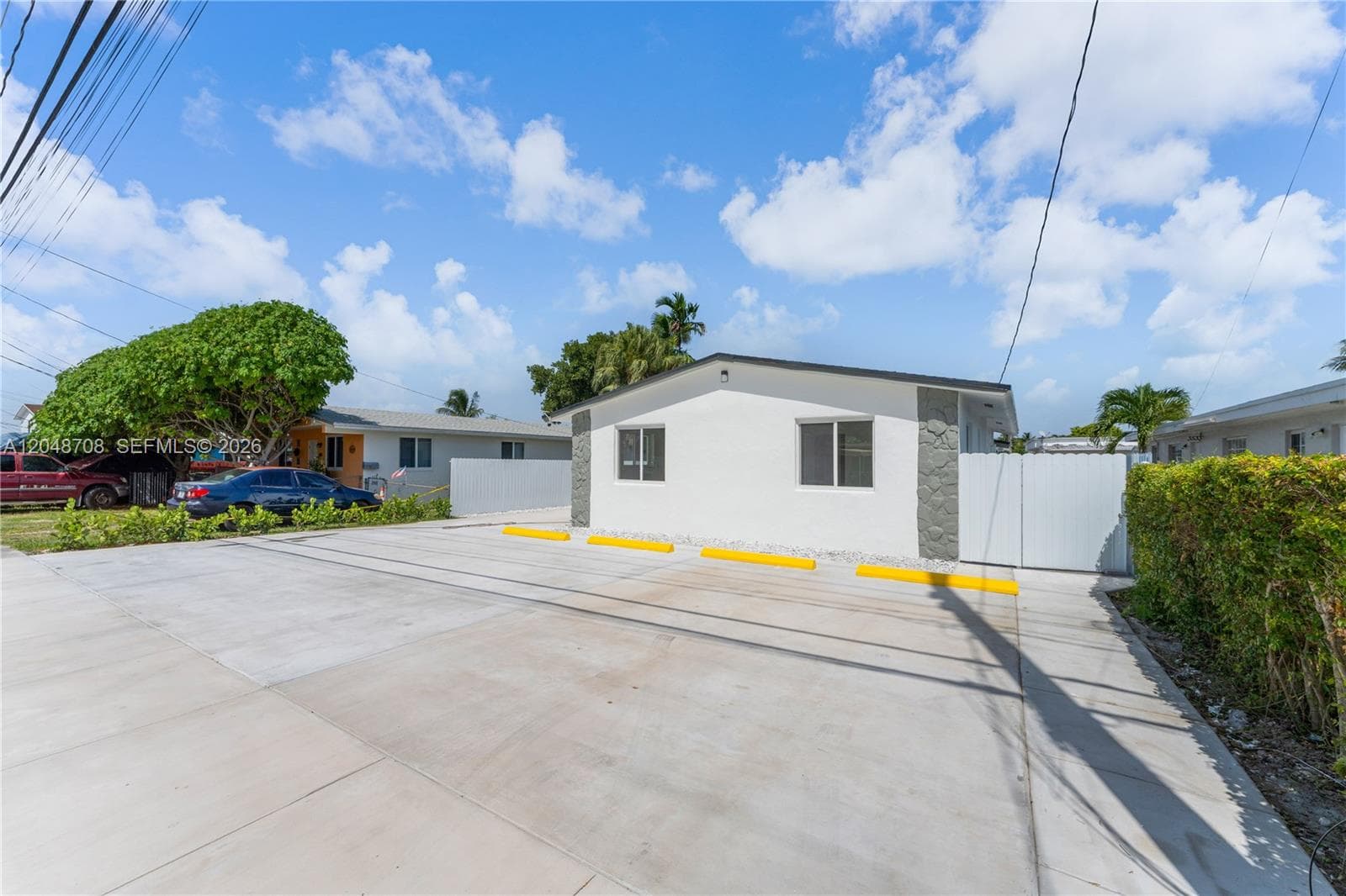 3515-3517 SW 91st Ave, Miami FL 33165 photo 3