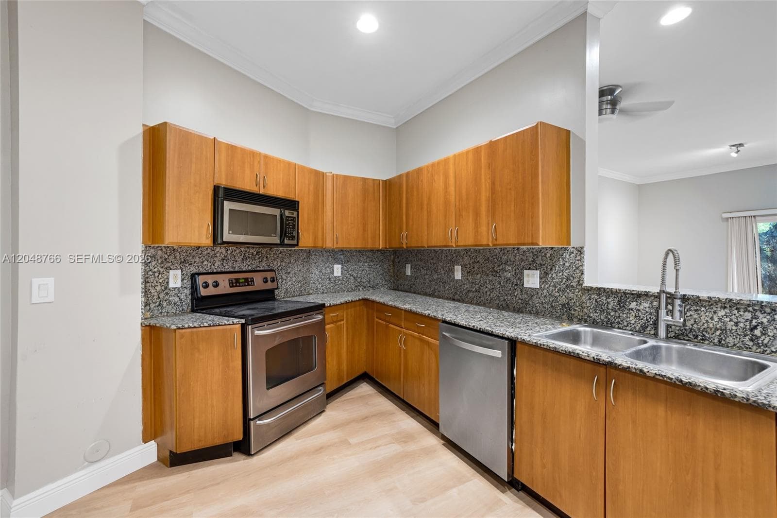 2929 SW 18th Ter # 29, Fort Lauderdale FL 33315 photo 2