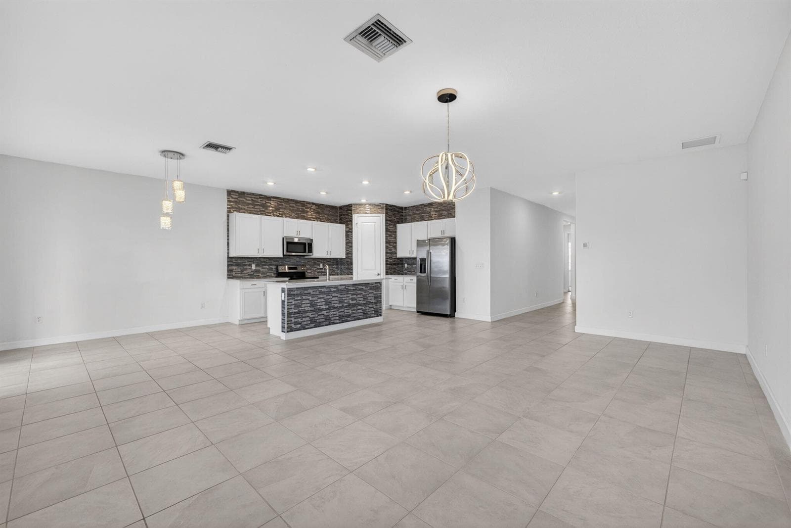 13275 NW Copper Creek Drive, Port St. Lucie FL 34987 photo 2