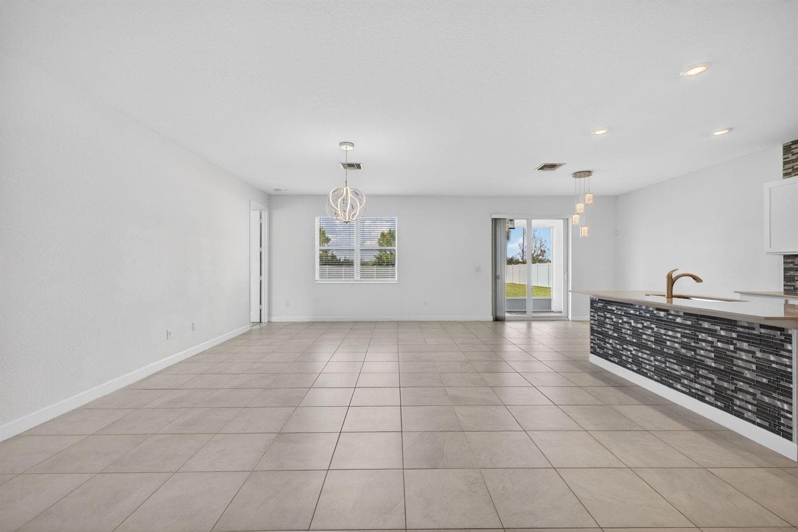 13275 NW Copper Creek Drive, Port St. Lucie FL 34987 photo 4