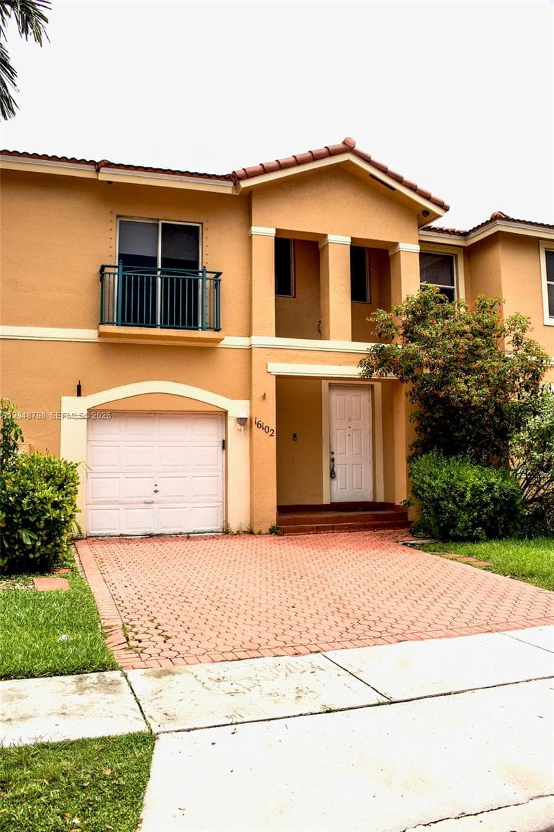 16102 NW 22nd St, Pembroke Pines FL 33028