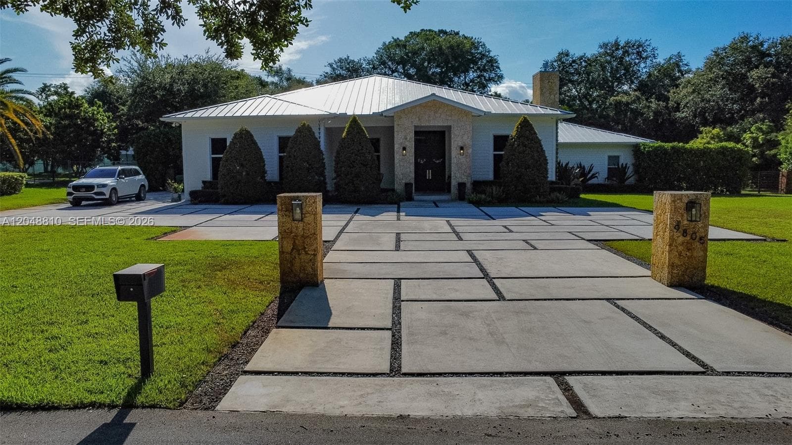 9805 sw 90th ave, Kendall FL 33176