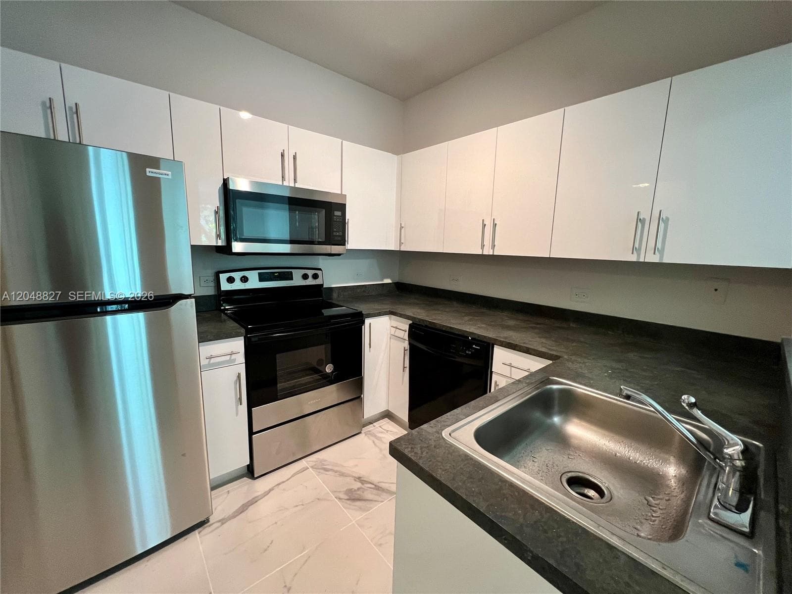 9172 Collins Ave # 214, Surfside FL 33154 photo 3