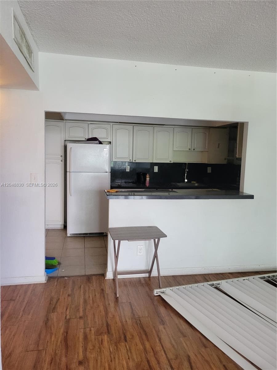 19390 Collins Ave # 220, Sunny Isles Beach FL 33160 photo 2