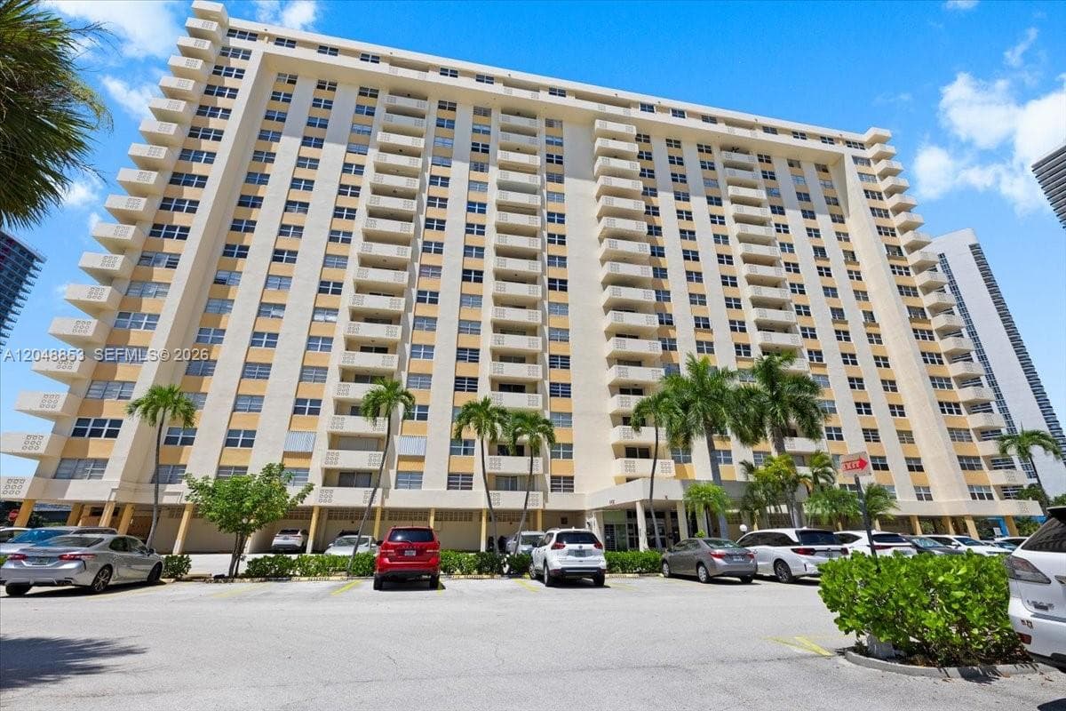 1833 S Ocean Dr # 911, Hallandale Beach FL 33009 photo 2
