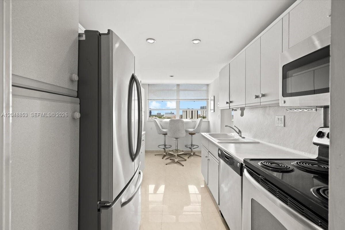 1833 S Ocean Dr # 911, Hallandale Beach FL 33009 photo 5