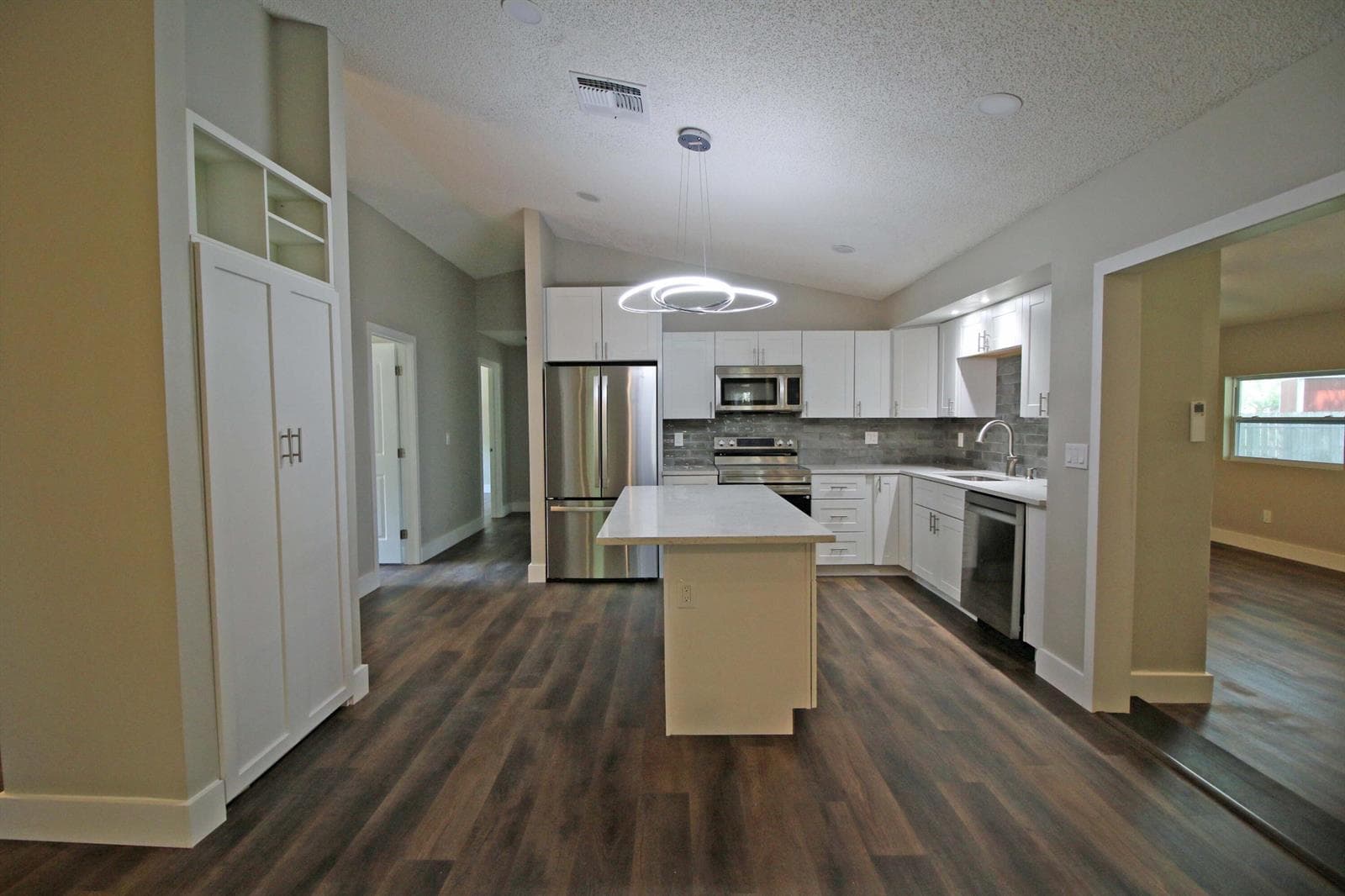271 Naylor NE, Palm Bay FL 32907 photo 4
