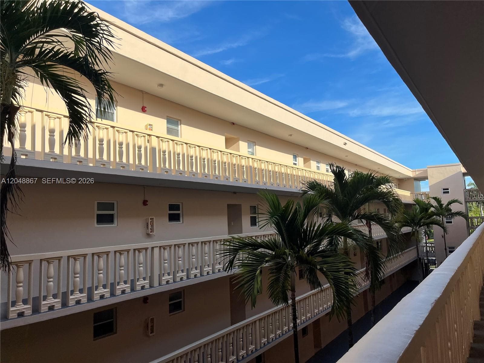 410 SE 2nd St # 408, Hallandale Beach FL 33009 photo 2