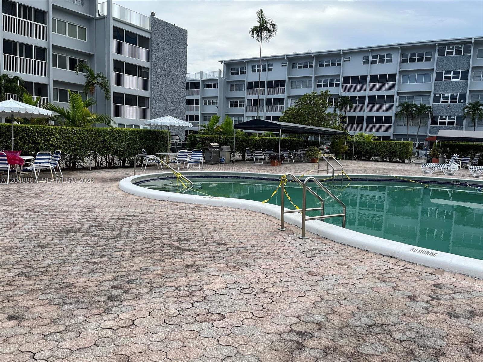 410 SE 2nd St # 408, Hallandale Beach FL 33009