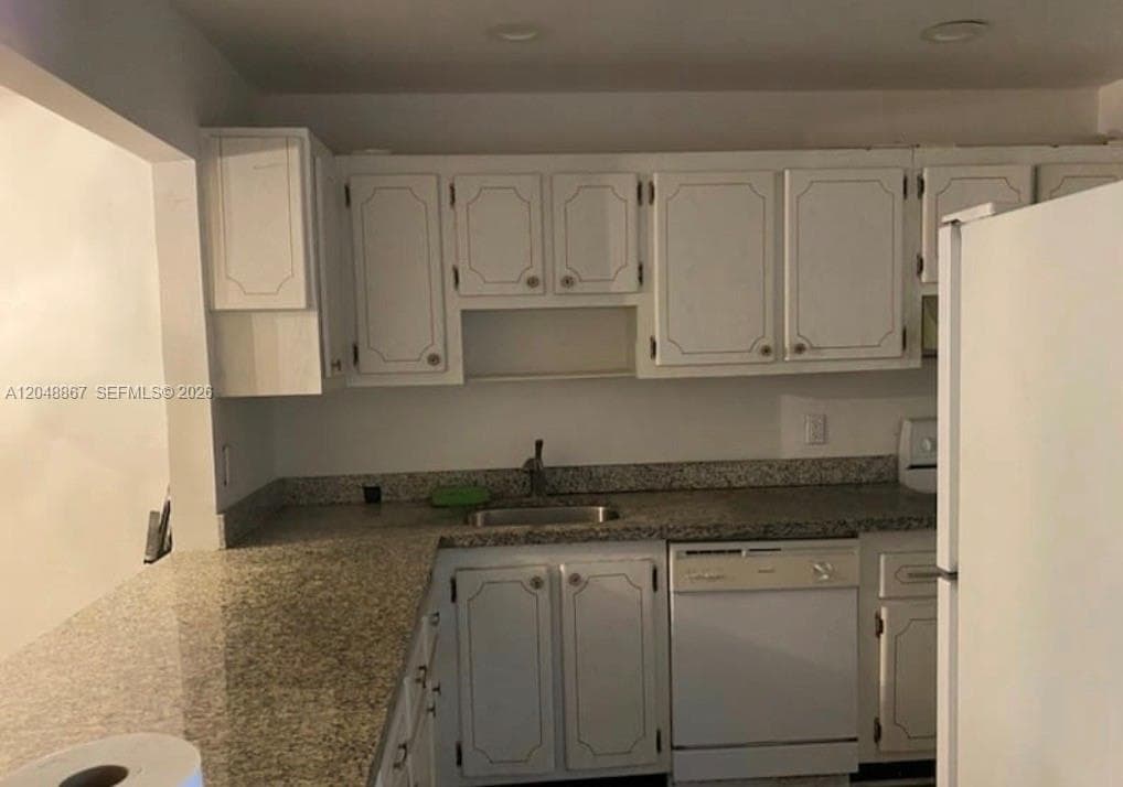 410 SE 2nd St # 408, Hallandale Beach FL 33009 photo 5