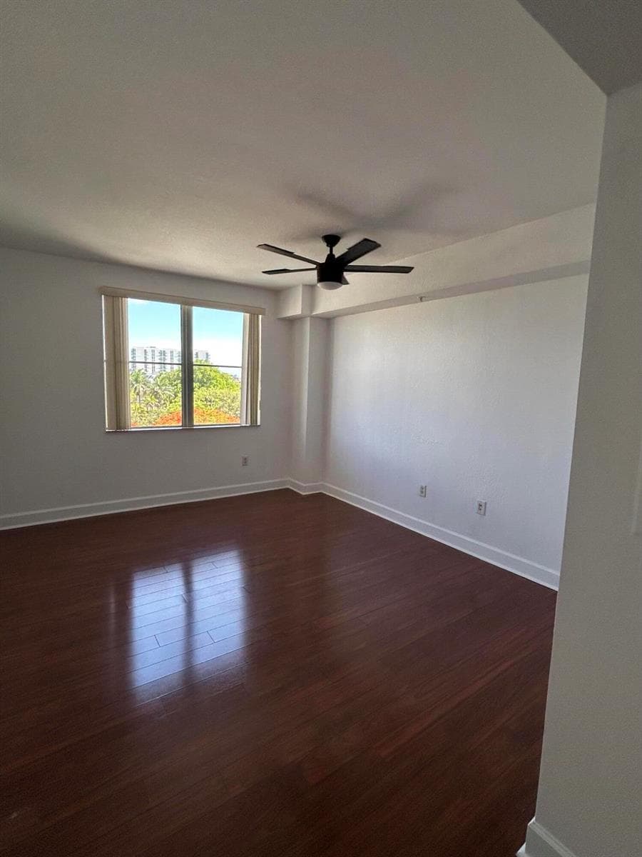 1830 Radius Drive # 514, Hollywood FL 33020 photo 5