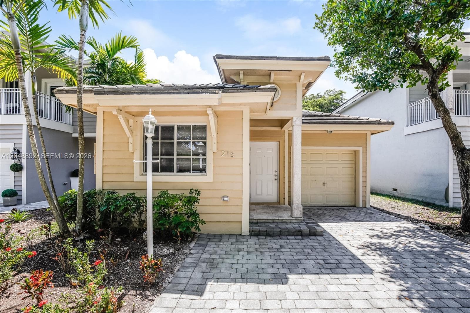 216 SE 32nd Ter, Homestead FL 33033