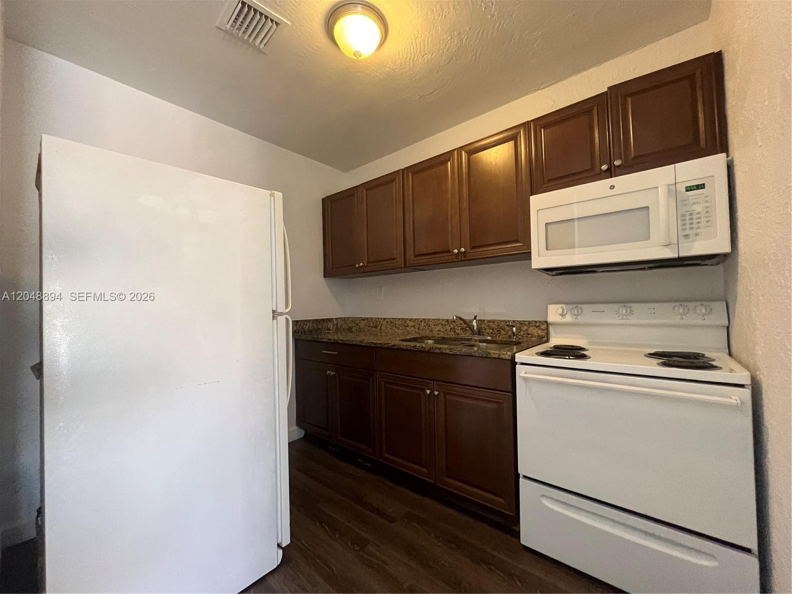 3024 NW 2nd St, Pompano Beach FL 33069 photo 3