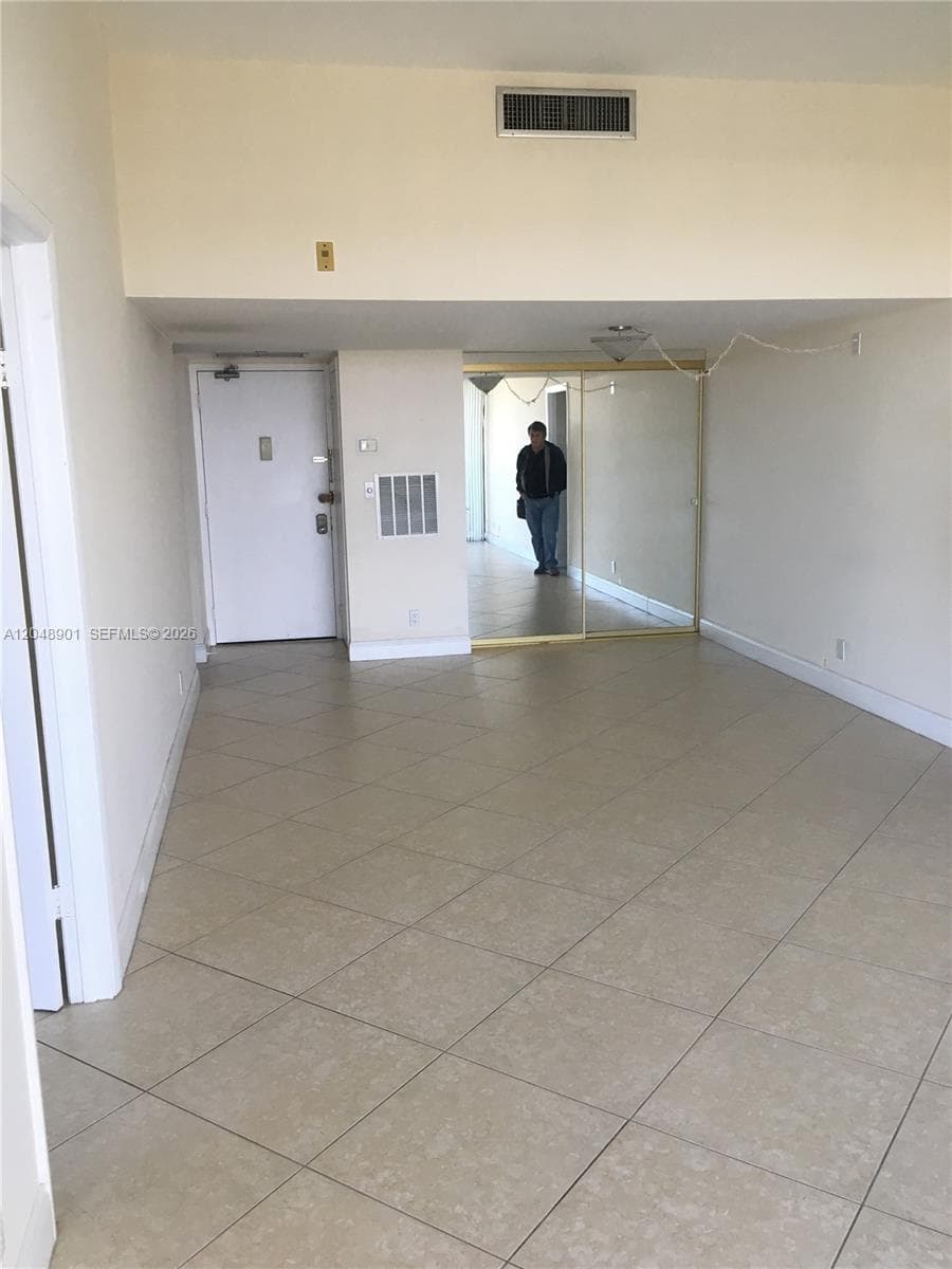 20379 W Country Club Dr # PH-32, Aventura FL 33180 photo 5