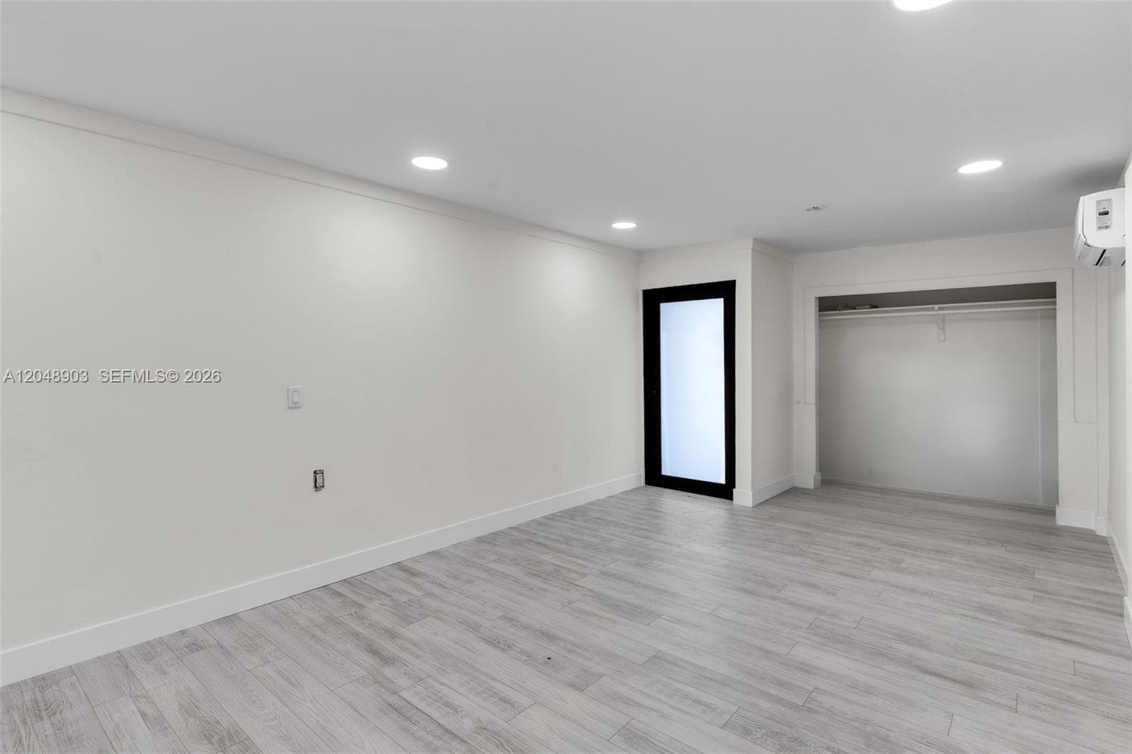725 SW 1st Ave # 1, Homestead FL 33030 photo 3